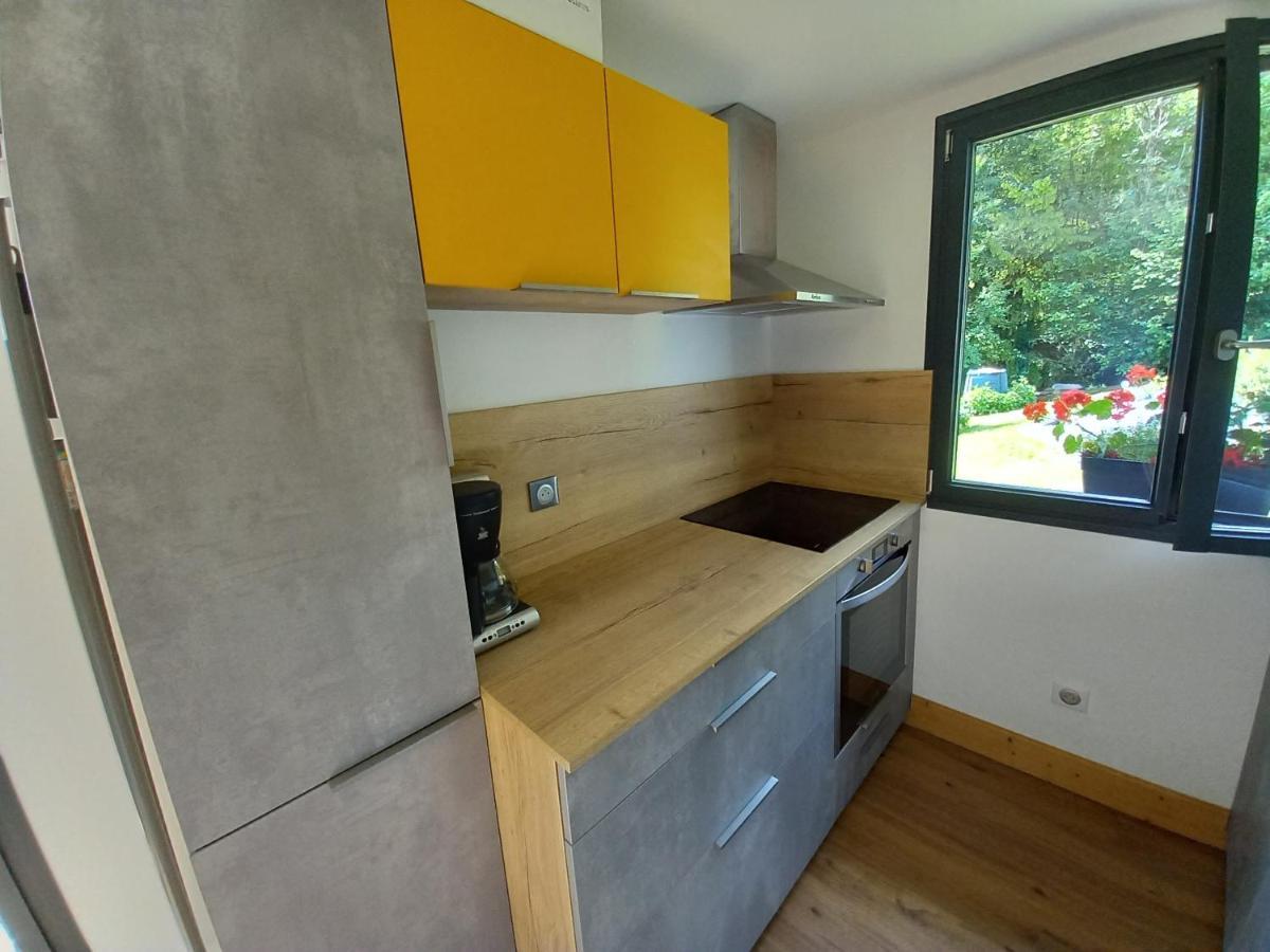 Appartement En Rez De Jardin Thénésol Exterior foto
